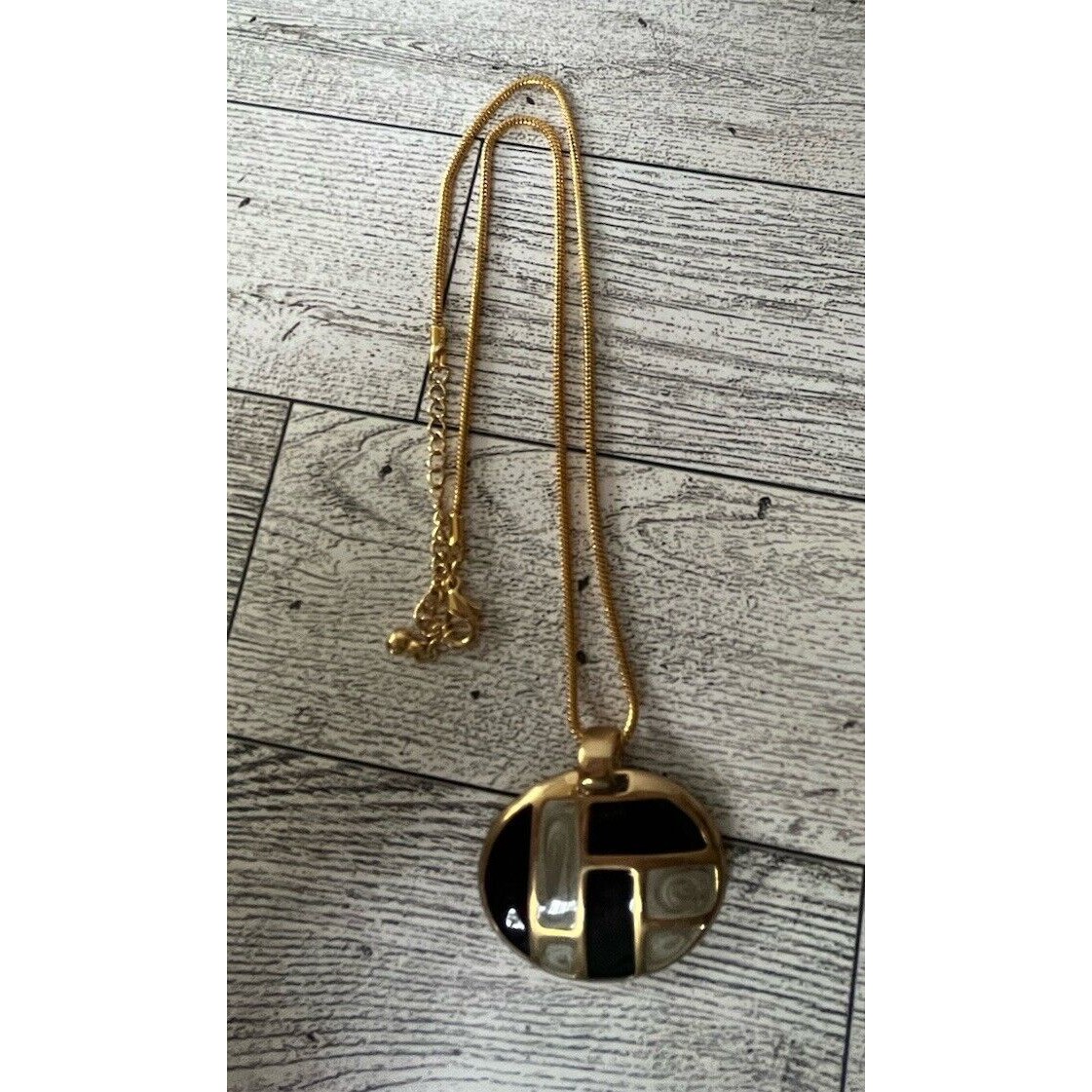 Vintage Gold Tone Enameled Pendant Necklace Grey/Black 10" Lobster Clasp